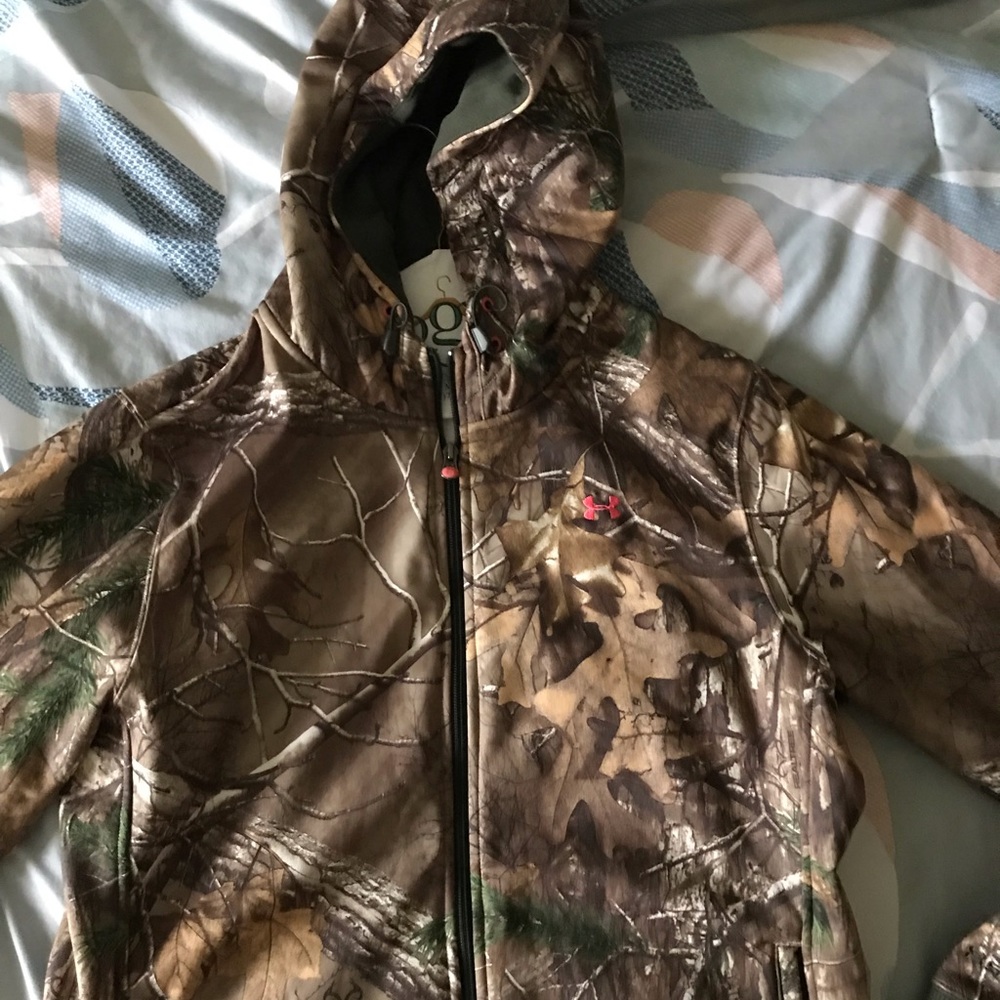 Under Armour Camo Women’s Jacket.